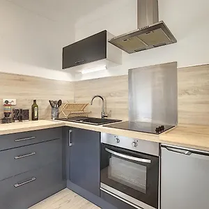 https://cannes-suquet-croisette.fr-provencehotel.com